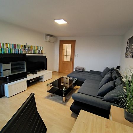 Apartment Weitblick Bad Waltersdorf Bagian luar foto