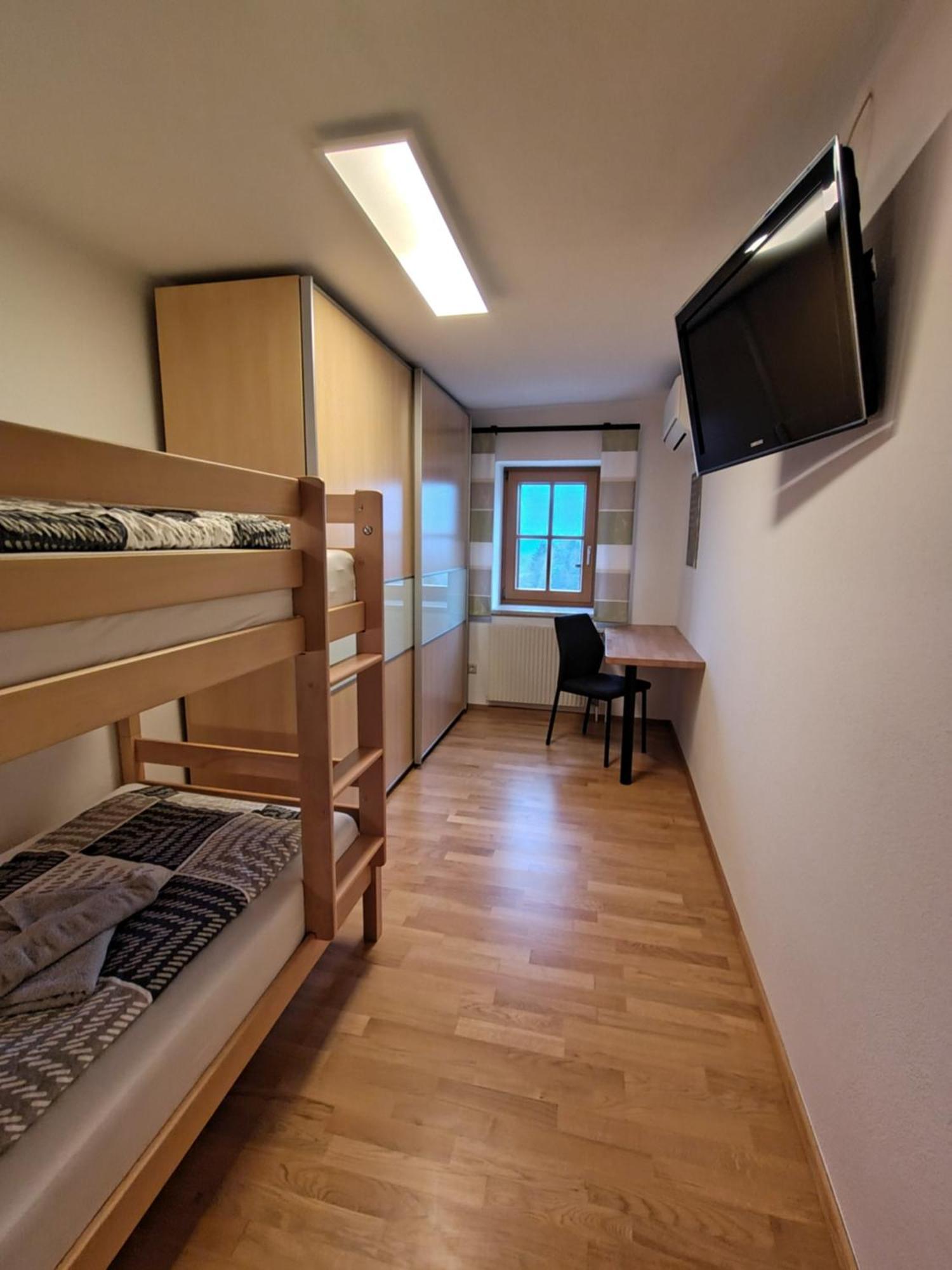Apartment Weitblick Bad Waltersdorf Bagian luar foto